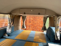 VOLKSWAGEN CAMPER