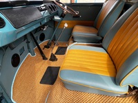 VOLKSWAGEN CAMPER