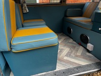 VOLKSWAGEN CAMPER
