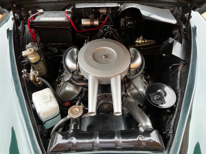 DAIMLER V8